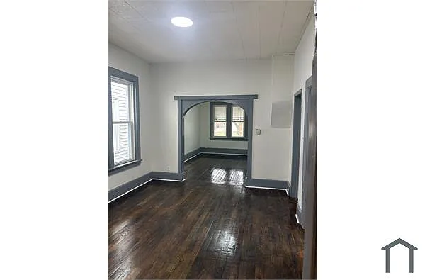 Building Photo - 7539 S Ellis Ave