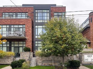 245 Perth Ave #401, Toronto, ON M6P 3X9