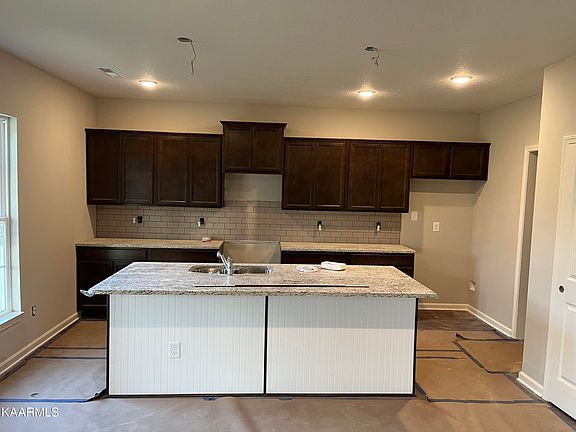 5th image of 7809 Beeler Ln