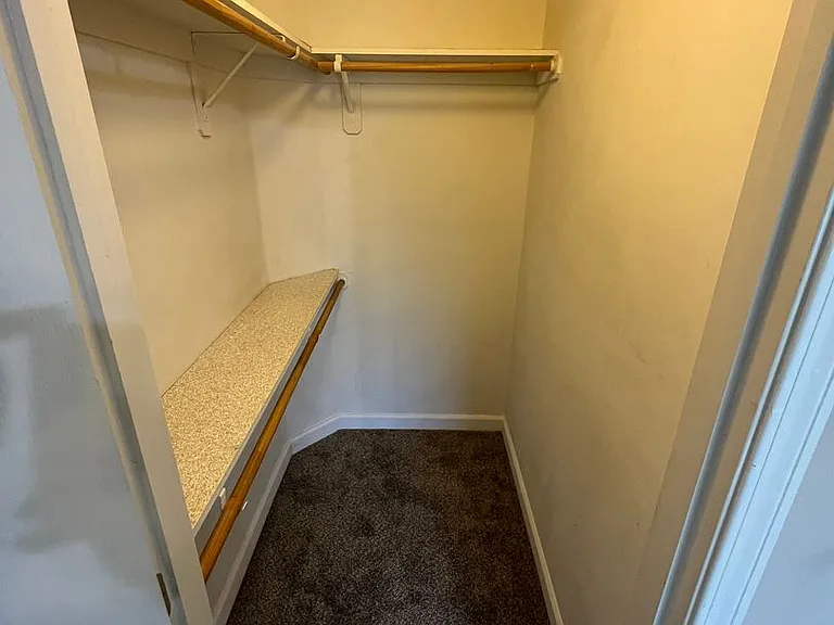 1737 W Median Ave — Photo 10