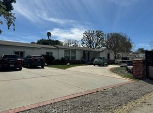 19512 Lorne St, Reseda, CA 91335