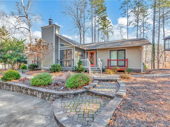 4 Gulf Stream Ln, Salem, SC 29676