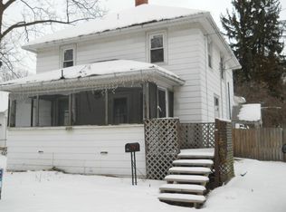 727 E Clinton St, Hastings, MI