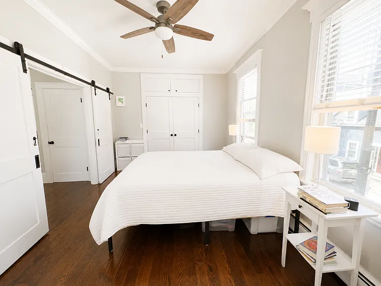 8 Bartlett St #2 — Photo 6