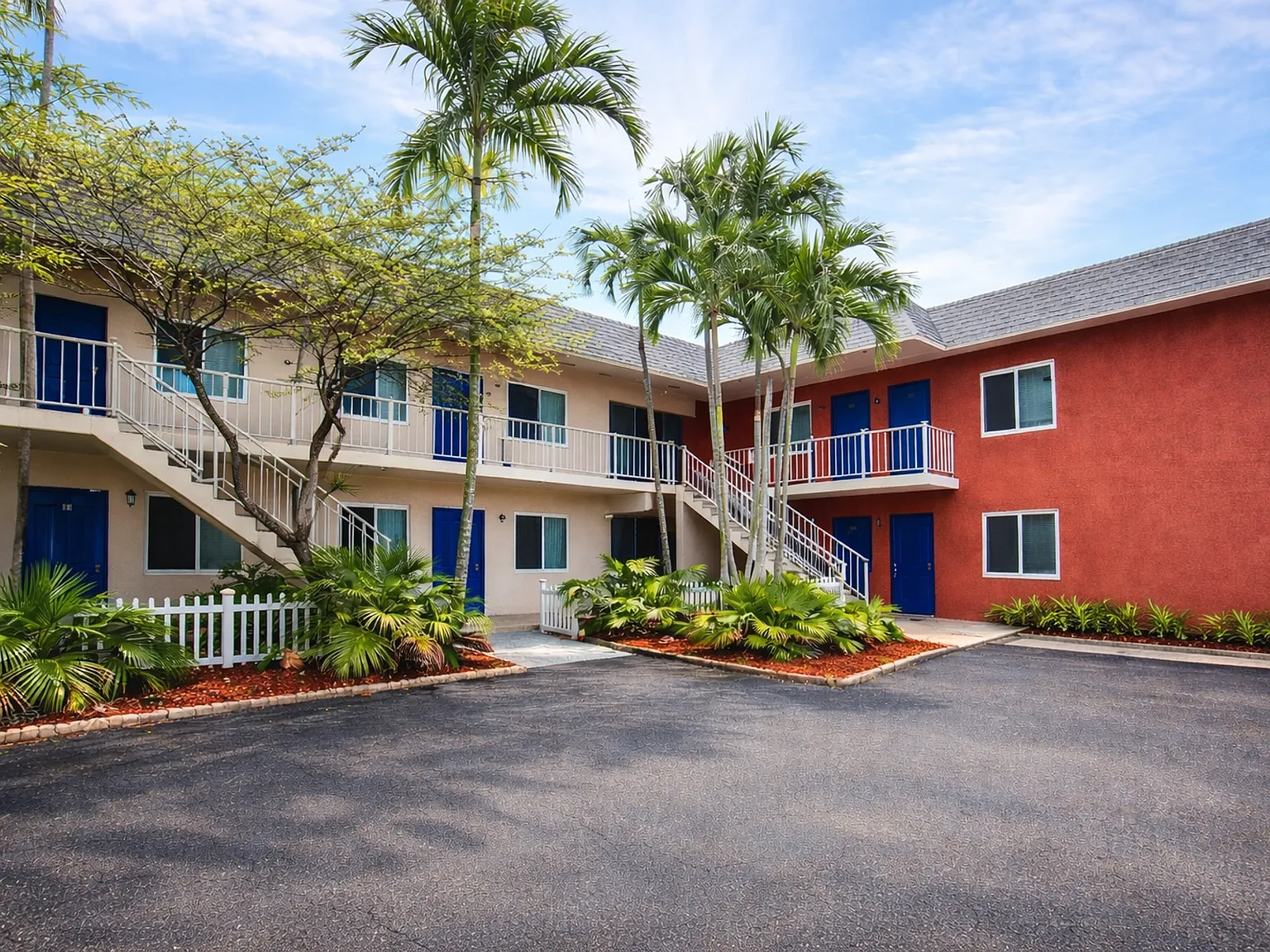 100 SW 10th St Ft. Lauderdale, FL 33315 — Photo 2