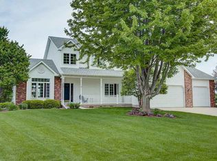 930 Lexington Way, Waunakee, WI 53597