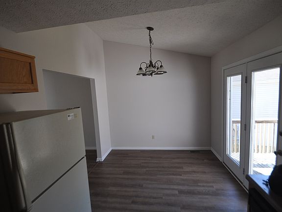 4th image of 709 Andra Dr