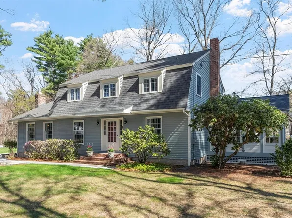 4 White Pine Dr, Georgetown, MA 01833