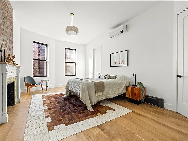 825 Riverside Dr #1 — Photo 15