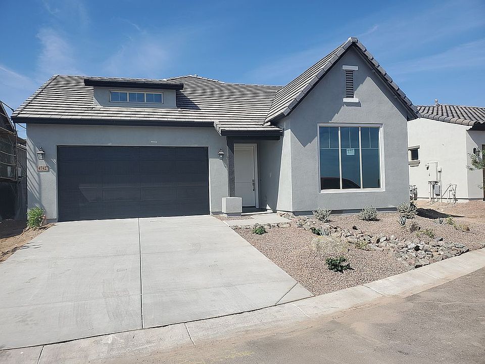 1st image of 4742 N 212th Ave