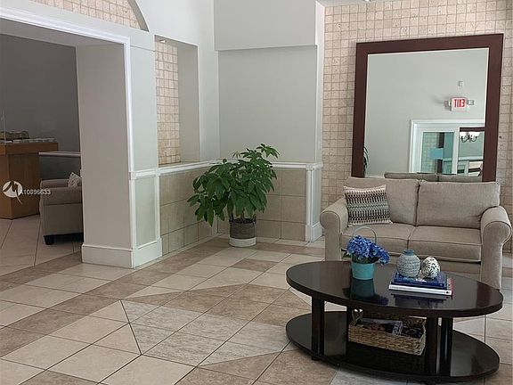 3rd image of 50 Menores Ave APT 511