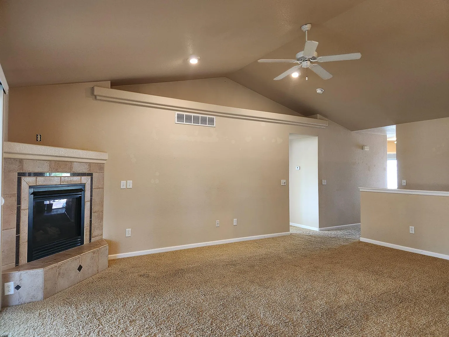 157 Beacon Way - 0 — Photo 3