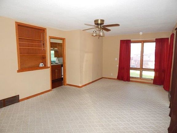 4th image of 511 N Highland Park Dr