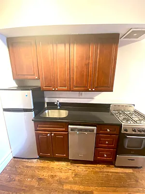 Rented by MOTION New York | media 4