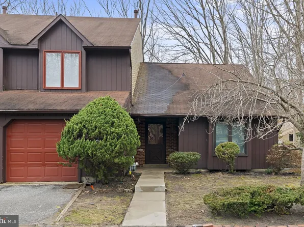 233 Keats Dr, Sicklerville, NJ 08081