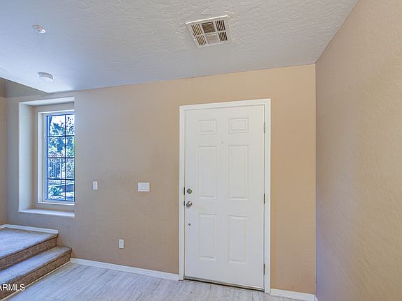 4th image of 754 N LAGUNA Drive