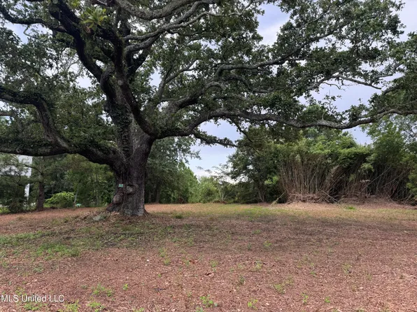 Hillcrest Lots #4-5, Waveland, MS 39576