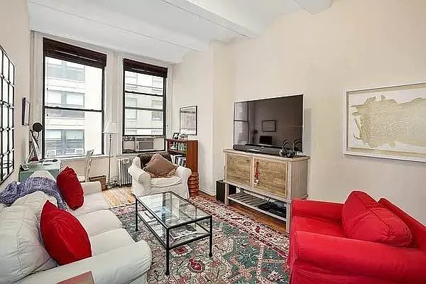 Rented by Voro NYC | media 7
