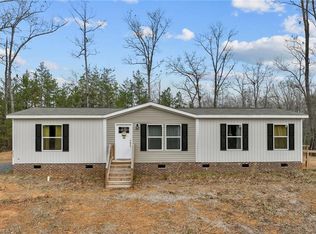 5554 Covered Bridge Rd, Trinity, NC 27370