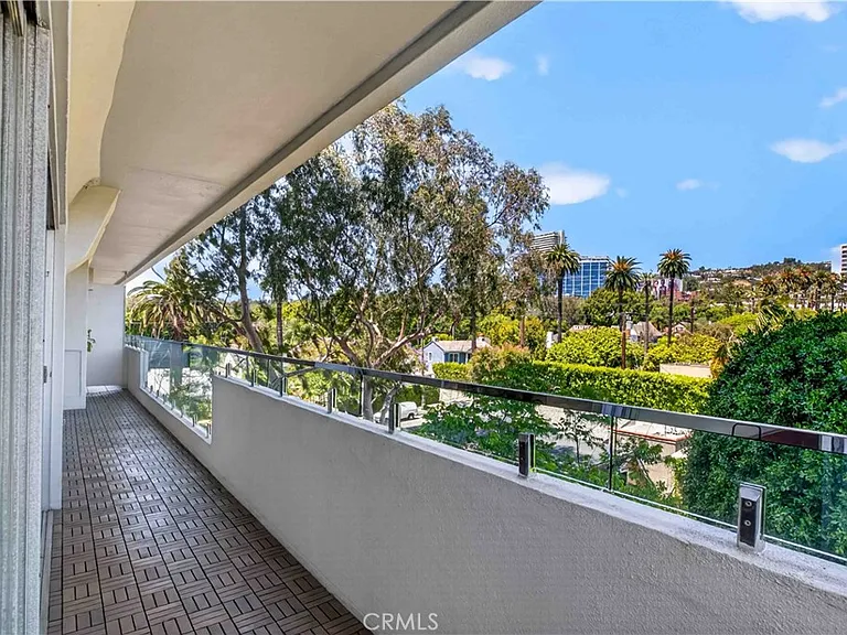 838 N Doheny Dr #505 — Photo 26
