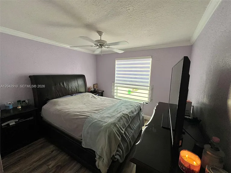 8917 NW 54th St — Photo 17