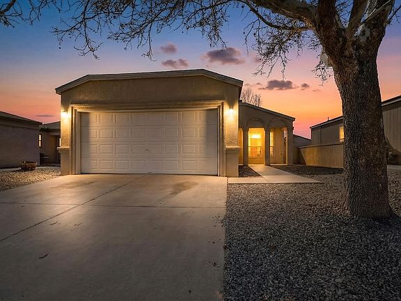 2nd image of 1086 Cactus Dr NE