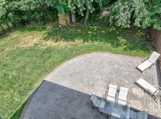 52 Dortmunder Dr, Manalapan, NJ 07726