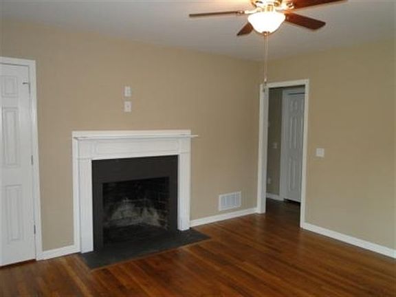 2nd image of 119 1st Ave