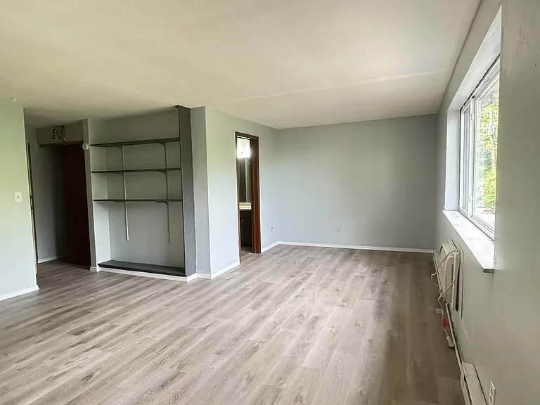 3401 Woodman Dr #108 — Photo 9
