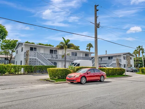 898 NW 45th Ave APT 42, Miami, FL 33126