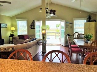 4714 Jamaica Cove Rd, Jamaica Beach, TX 77554