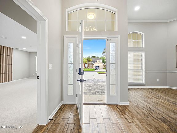 4th image of 2825 S PORTOFINO Road