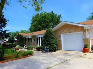 9425 Margail Ave, Des Plaines, IL 60016