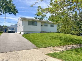 735 Maurine Dr, Columbus, OH 43228