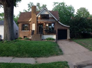 822 Sanders Pl, Saint Louis, MO