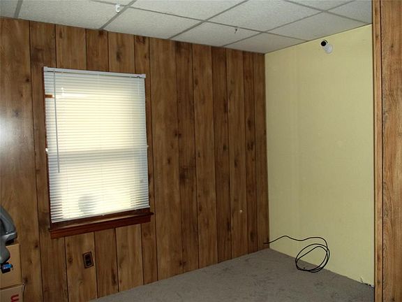 5th image of 341 Birch St