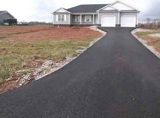 811 Stovall Rd, Glasgow, KY 42141