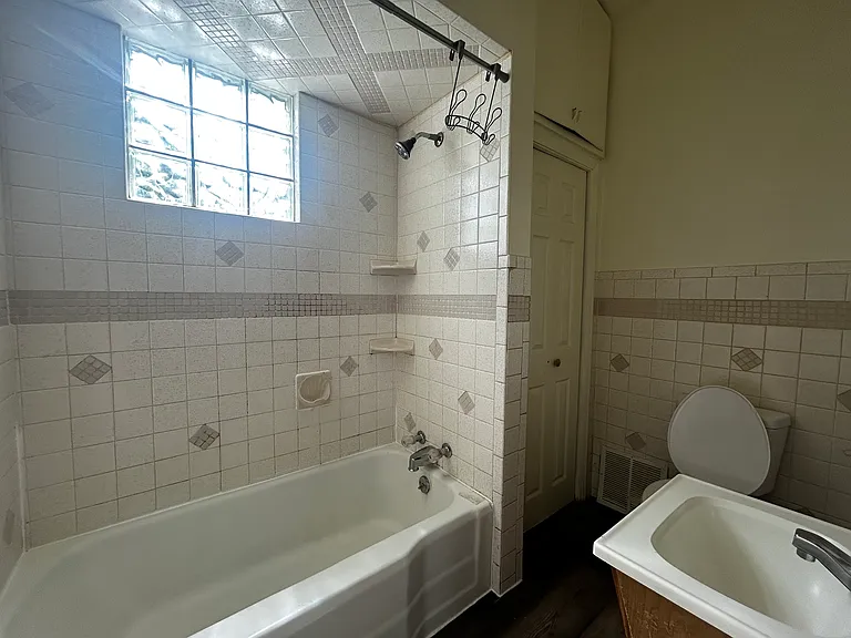 4819 24th Ave #1 — Photo 5