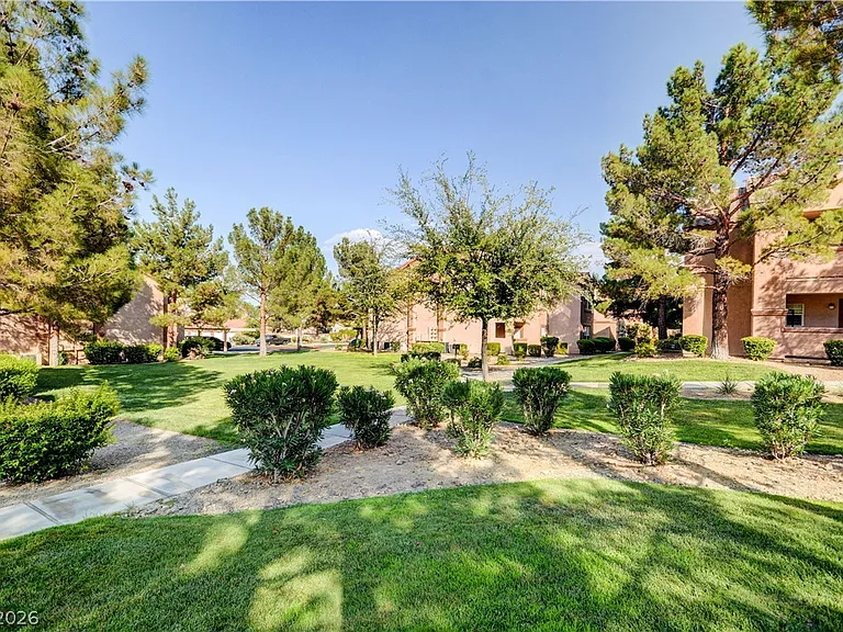 1150 N Buffalo Dr #2033 — Photo 32
