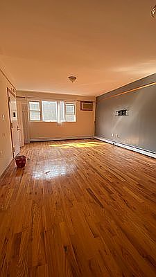 5th image of 857 Putman Ave #3
