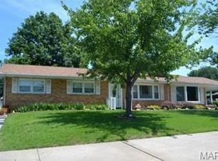 11319 Old Saint Charles Rd, Bridgeton, MO 63044