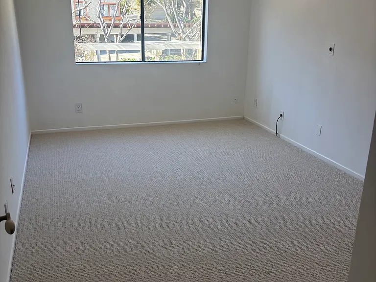 501 Palisades Dr #212 — Photo 6