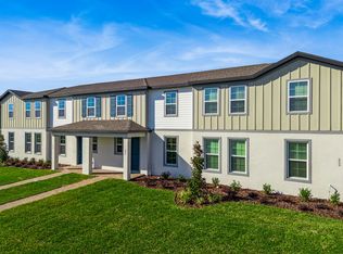 628 Emerald Grove Dr, Apopka, FL 32703