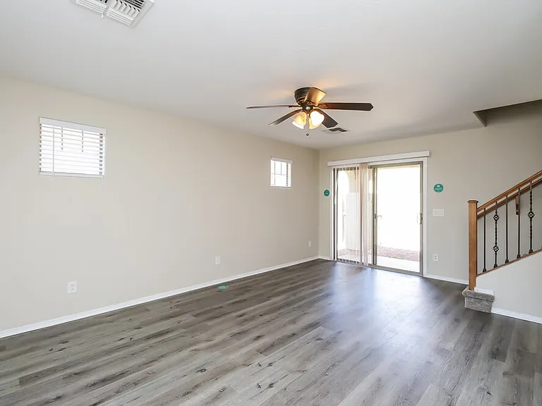 2451 E Vermont Dr — Photo 6