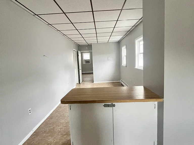 75 Broadway #3L — Photo 3