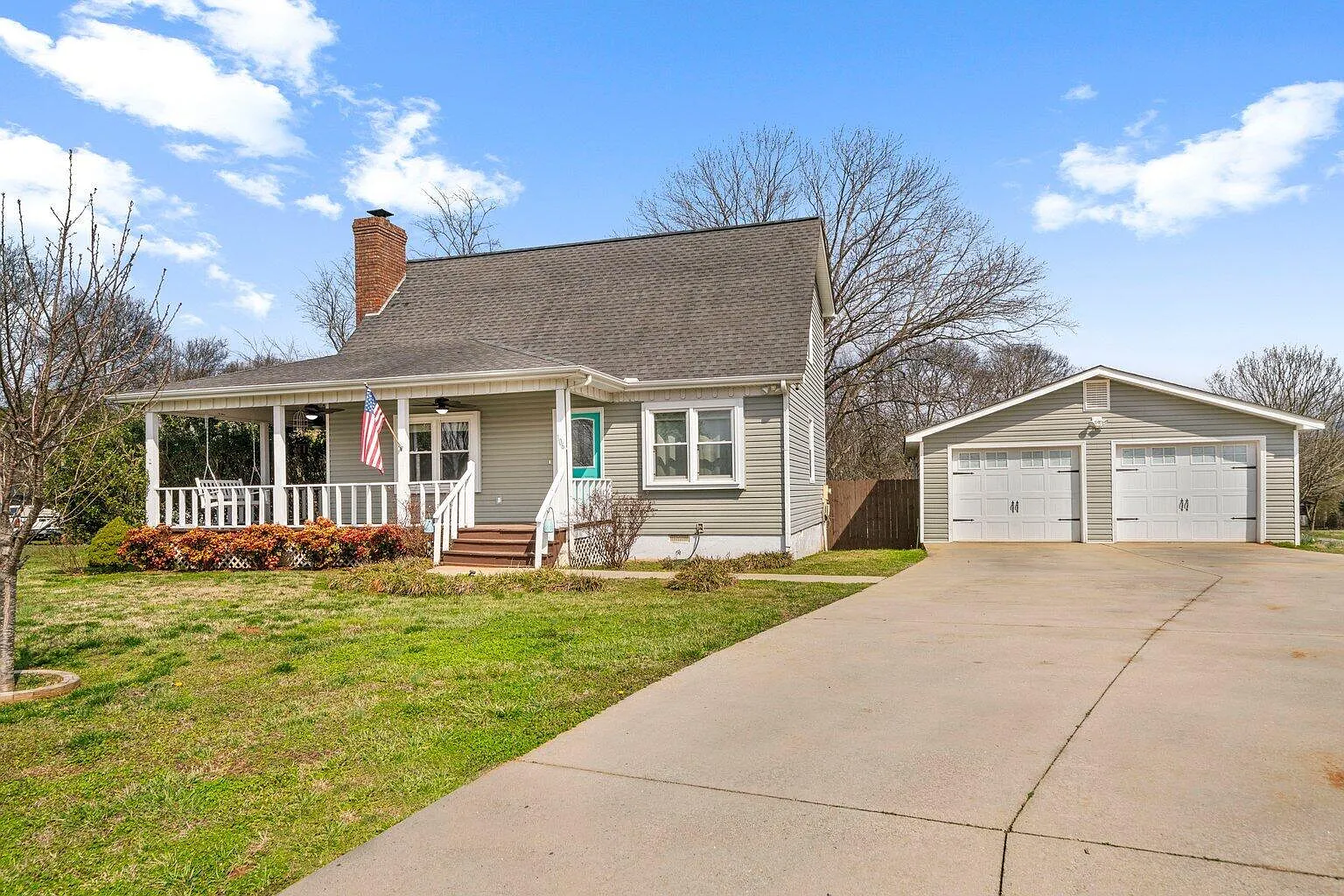 106 Elm St photo 1
