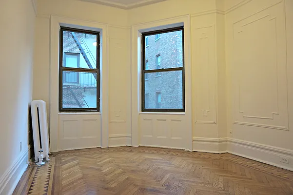 Rented by Metropolitan Equities | media 1