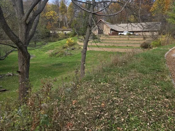 N4653 Crestwood LANE, Onalaska, WI 54650