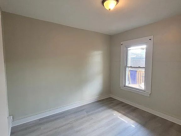 5th image of 556 E 18th St #6C
