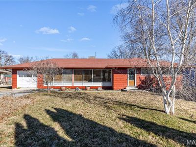 1514 W Delmar Ave, Godfrey, IL, 62035
